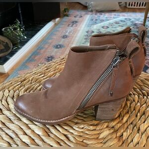 Dolce Vita Cognac Jameson Bootie